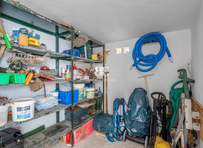 Wiederverkauf - Villa -
Orihuela Costa - Punta Prima