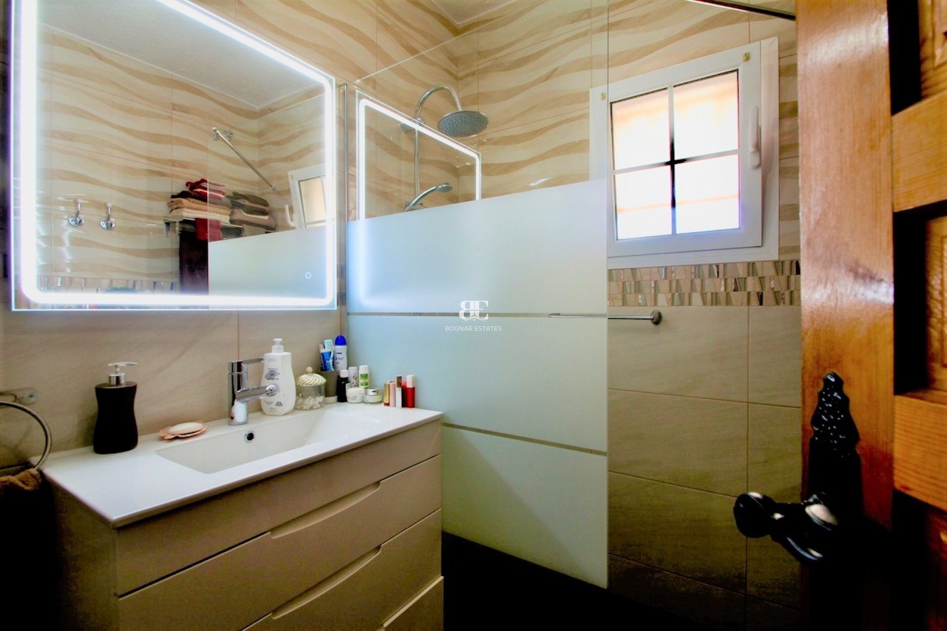 Wiederverkauf - Villa -
Orihuela Costa - Villamartín