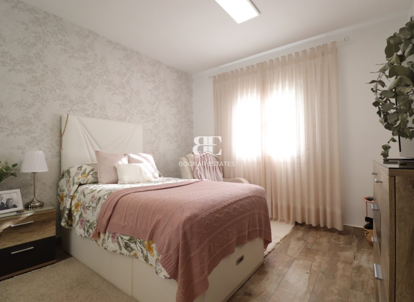 Wiederverkauf - Villa -
Orihuela Costa - Villamartín