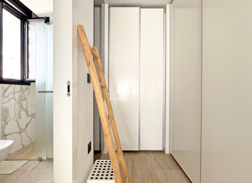 Wiederverkauf - Villa -
Orihuela Costa - Villamartín