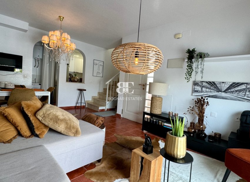 Wiederverkauf - Villa -
Orihuela Costa - Villamartín
