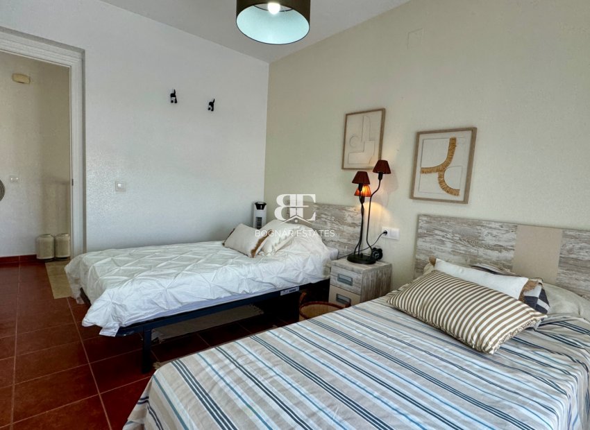 Wiederverkauf - Villa -
Orihuela Costa - Villamartín