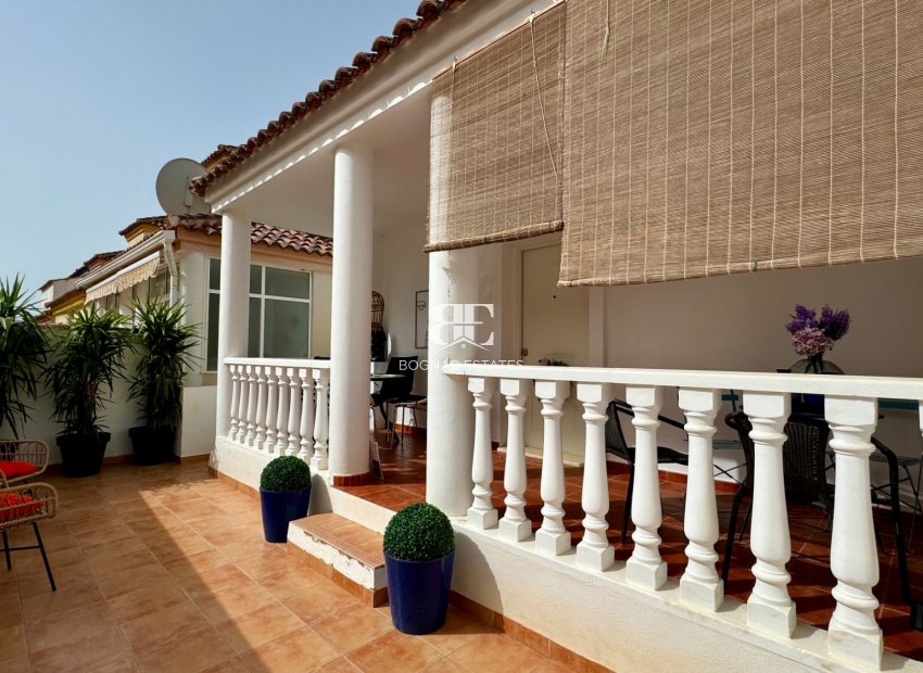 Wiederverkauf - Villa -
Orihuela Costa - Villamartín