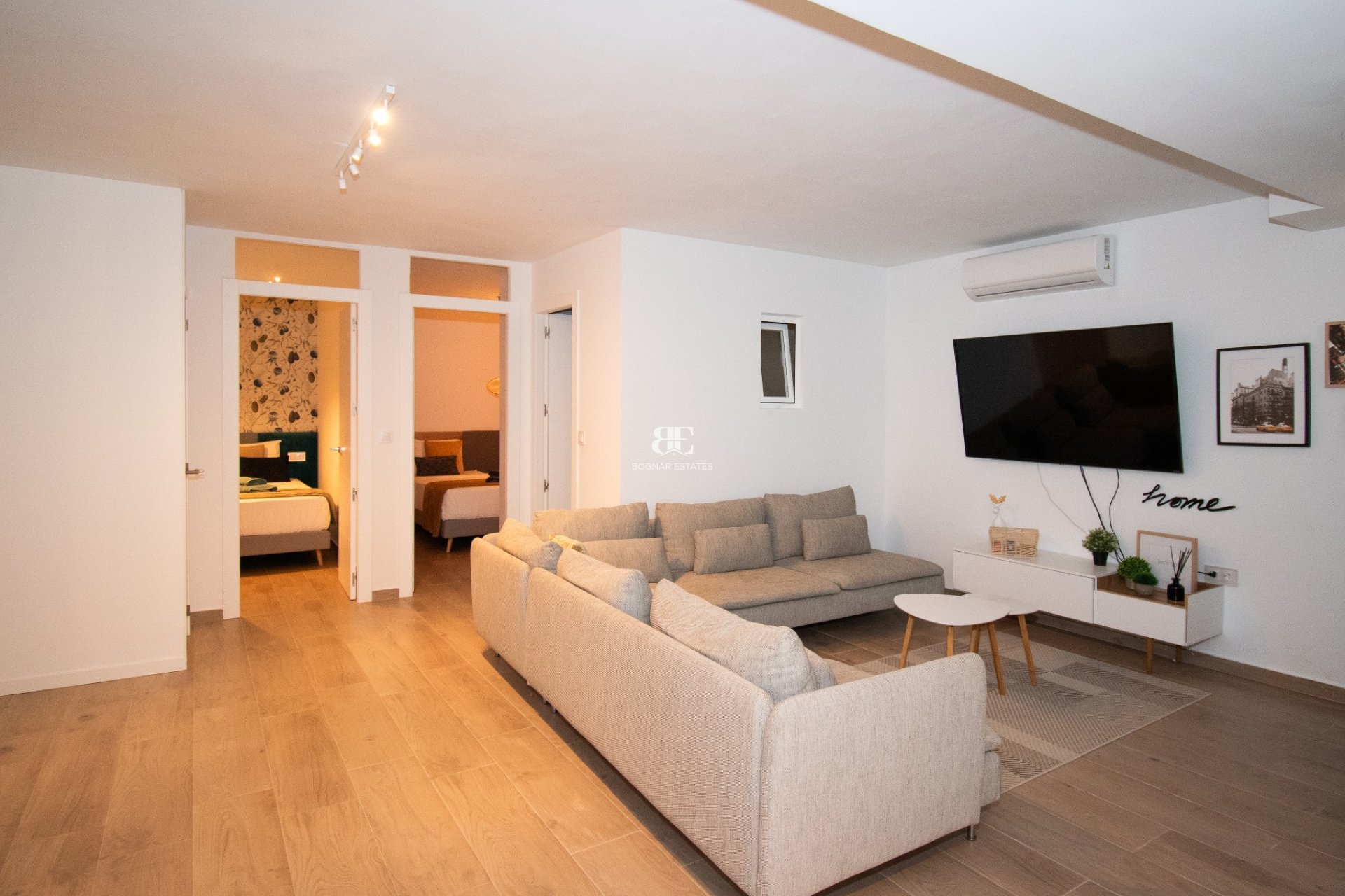 Wiederverkauf - Villa -
Orihuela Costa - Villamartín