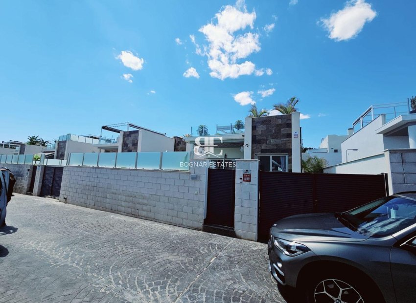 Wiederverkauf - Villa -
Orihuela Costa - Villamartín