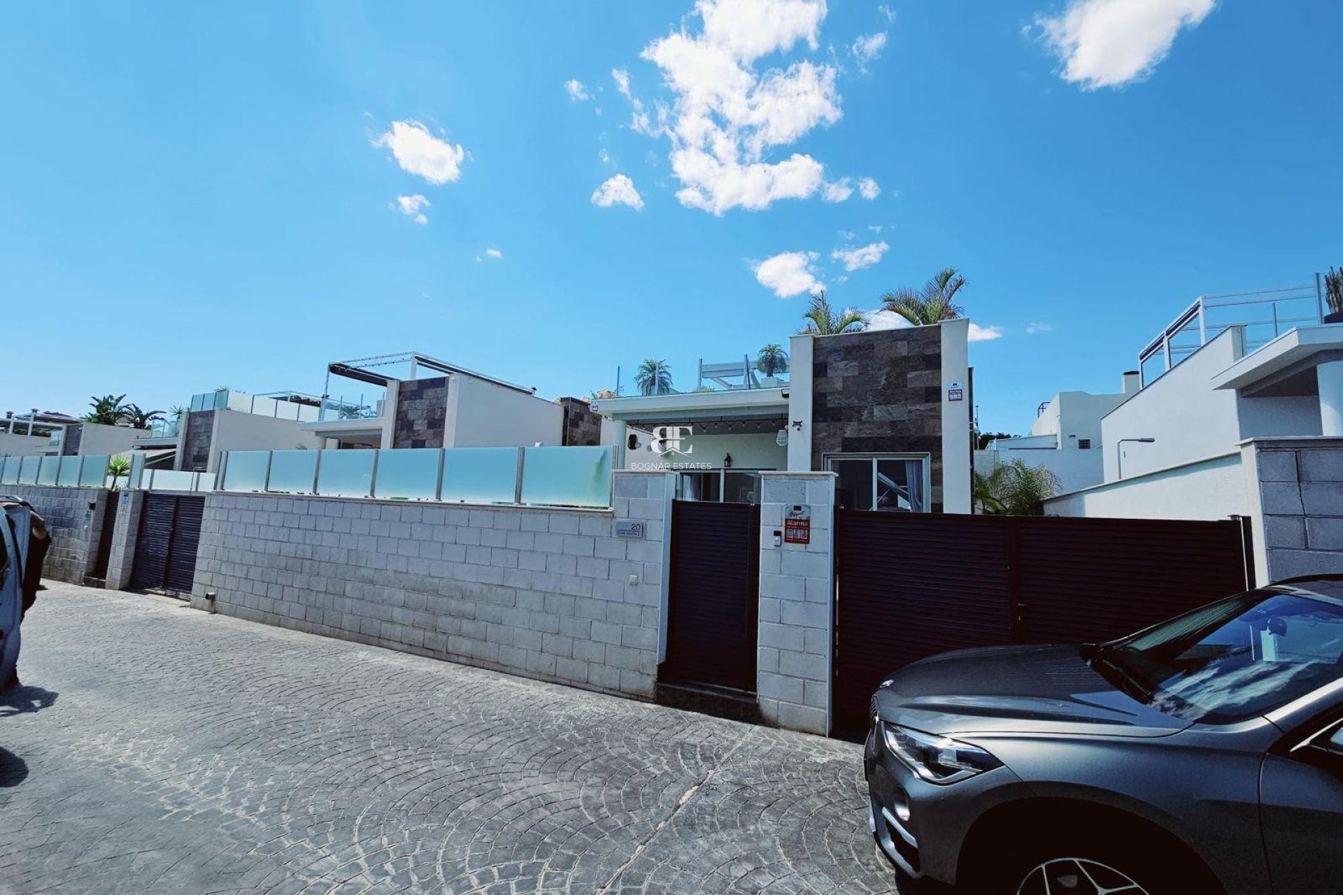 Wiederverkauf - Villa -
Orihuela Costa - Villamartín