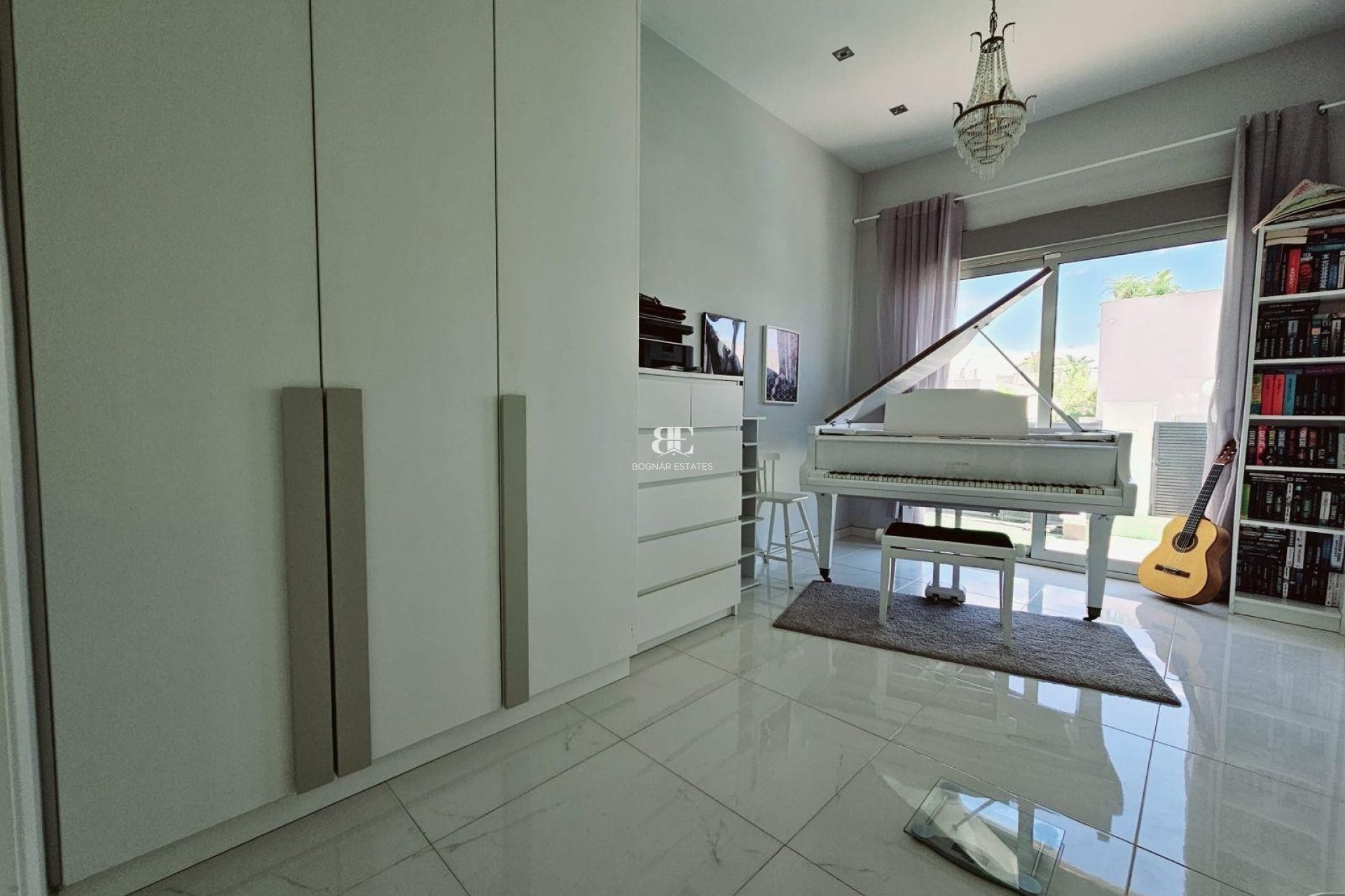 Wiederverkauf - Villa -
Orihuela Costa - Villamartín