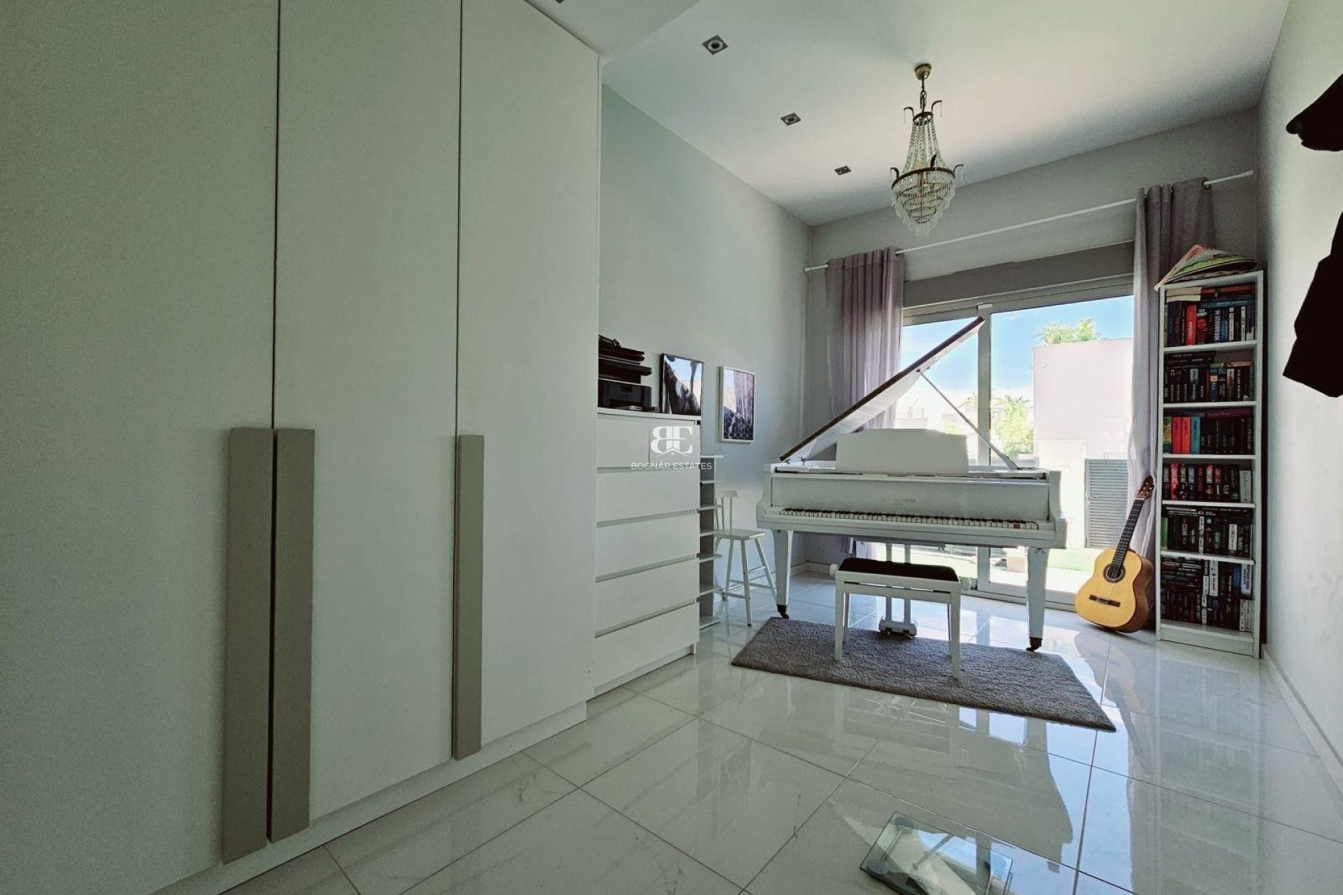 Wiederverkauf - Villa -
Orihuela Costa - Villamartín