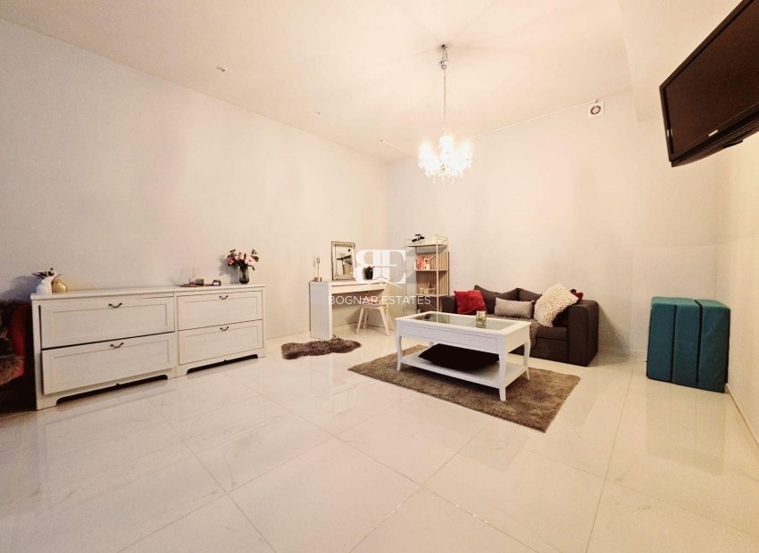 Wiederverkauf - Villa -
Orihuela Costa - Villamartín