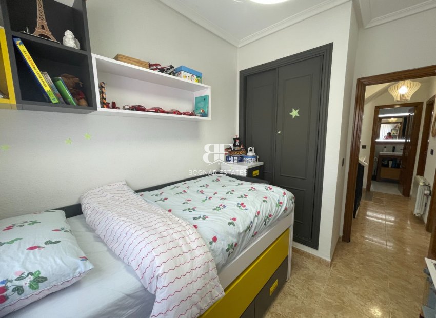 Wiederverkauf - Villa -
Orihuela Costa - Villamartín