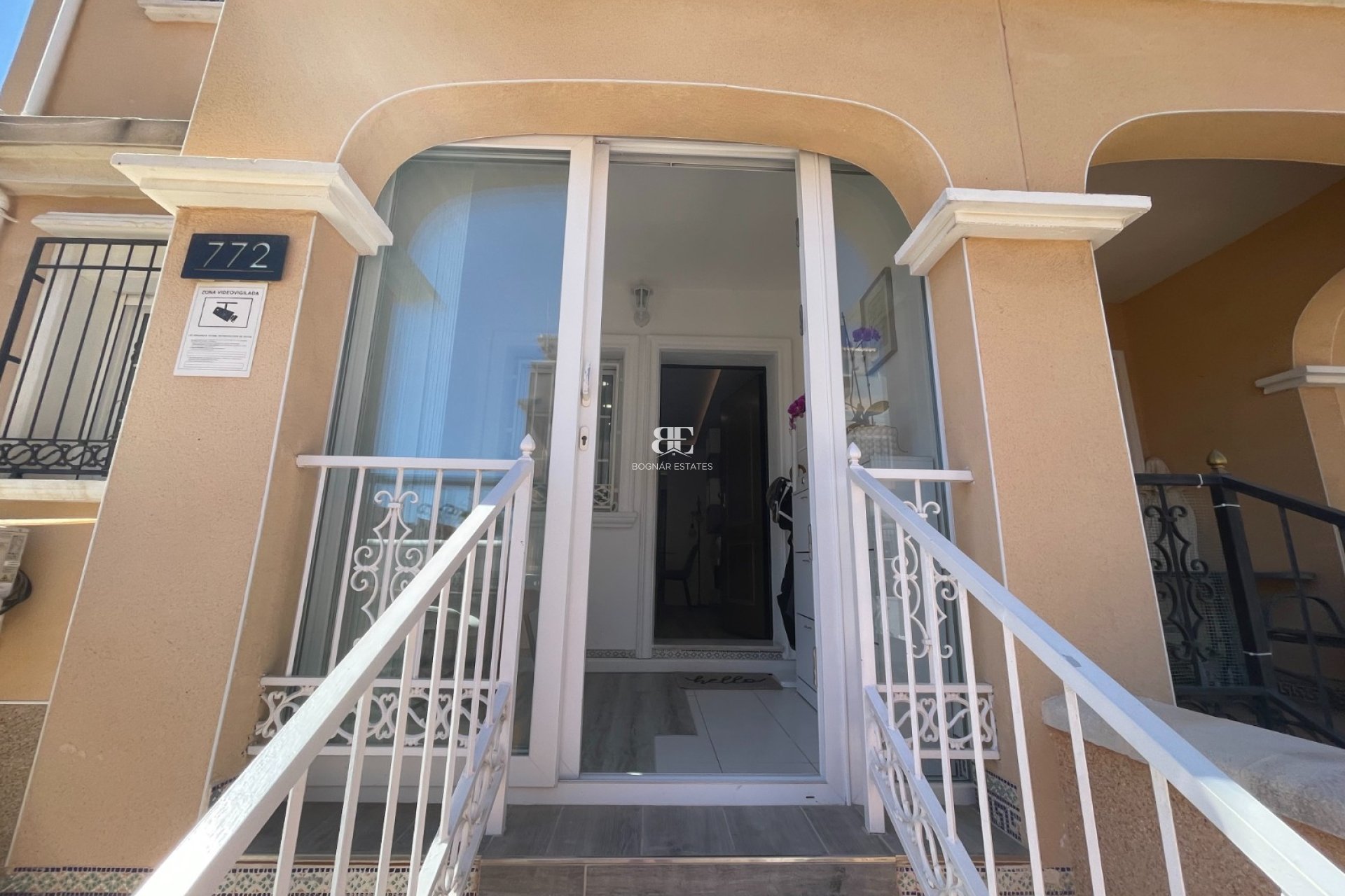 Wiederverkauf - Villa -
Orihuela Costa - Villamartín
