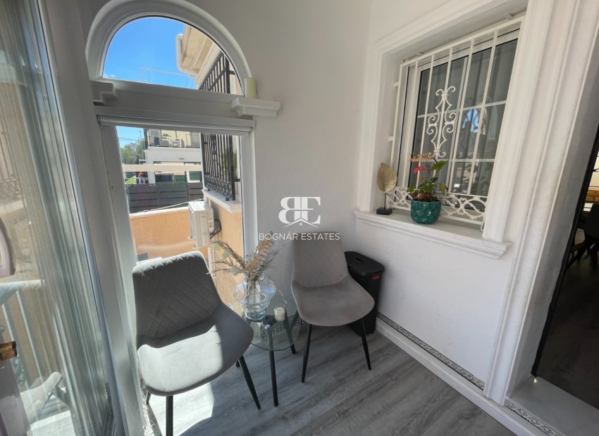 Wiederverkauf - Villa -
Orihuela Costa - Villamartín