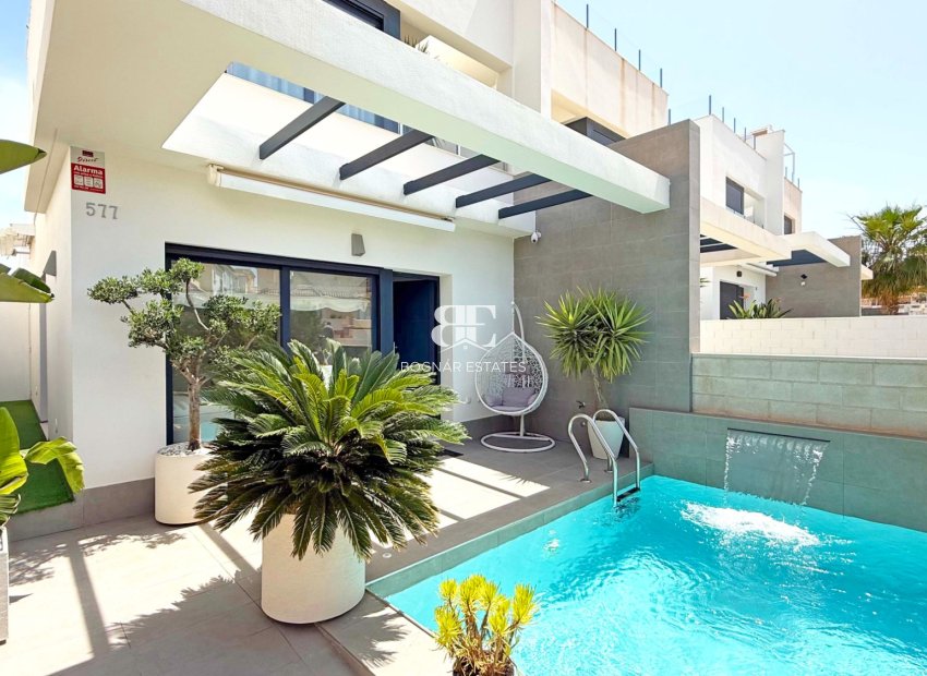 Wiederverkauf - Villa -
Orihuela Costa - Villamartín