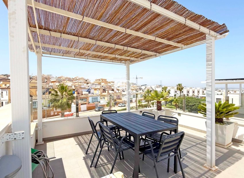Wiederverkauf - Villa -
Orihuela Costa - Villamartín
