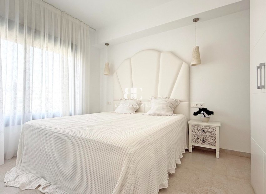 Wiederverkauf - Villa -
Orihuela Costa - Villamartín