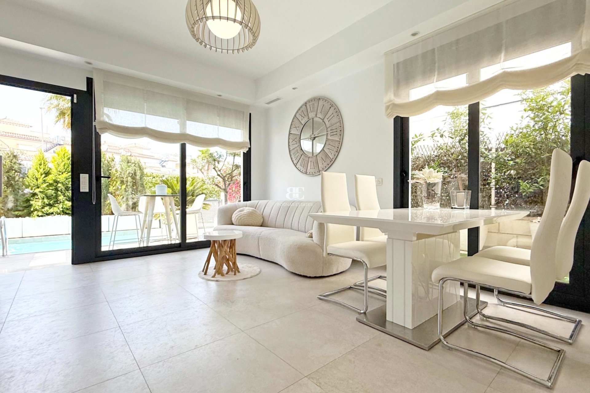 Wiederverkauf - Villa -
Orihuela Costa - Villamartín