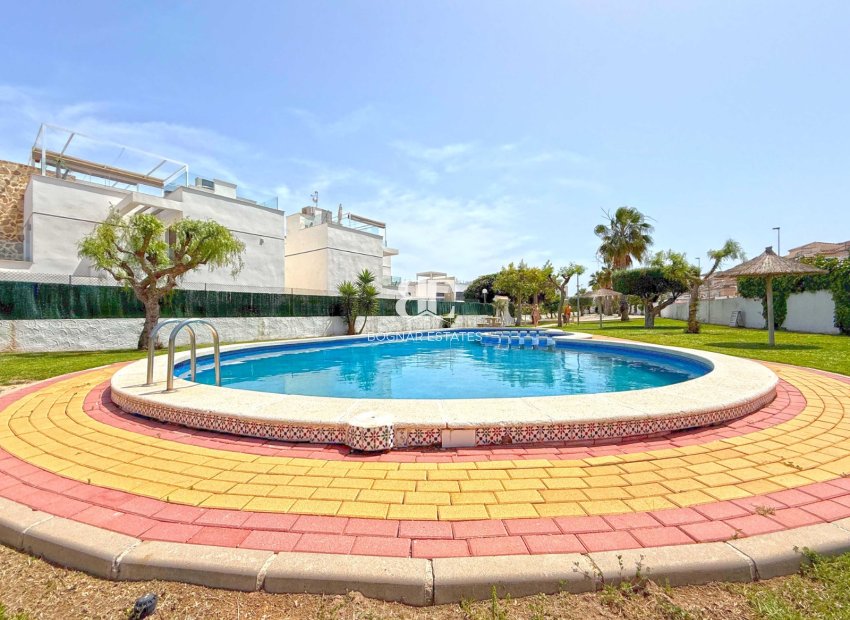 Wiederverkauf - Villa -
Orihuela Costa - Villamartín