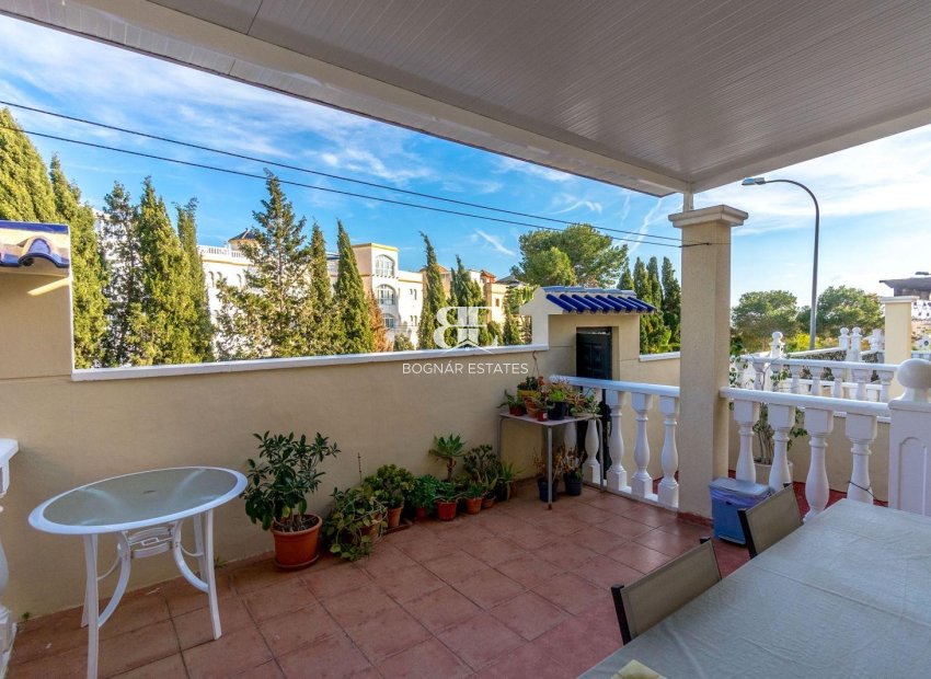Wiederverkauf - Villa -
Orihuela Costa - Villamartín