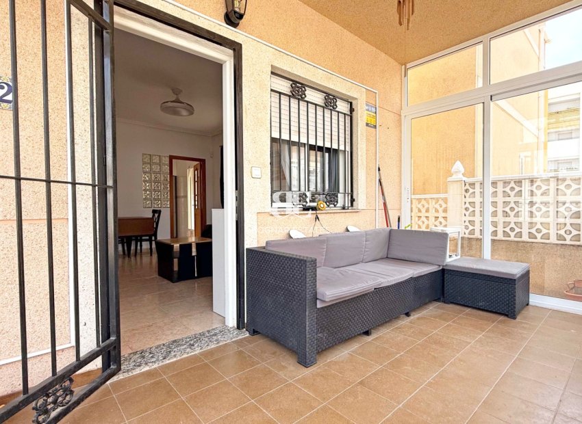 Wiederverkauf - Villa -
Orihuela Costa - Villamartín