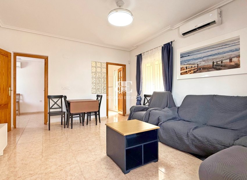Wiederverkauf - Villa -
Orihuela Costa - Villamartín
