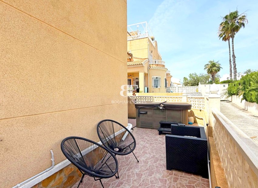 Wiederverkauf - Villa -
Orihuela Costa - Villamartín