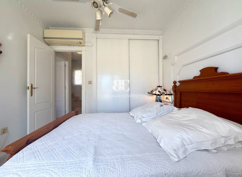 Wiederverkauf - Villa -
Orihuela Costa - Villamartín