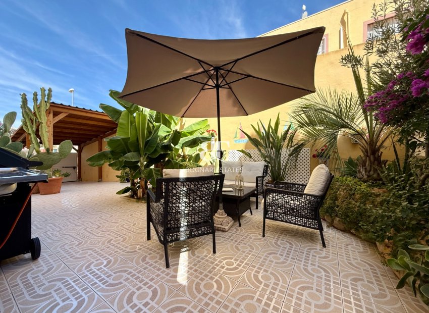 Wiederverkauf - Villa -
Orihuela Costa - Villamartín