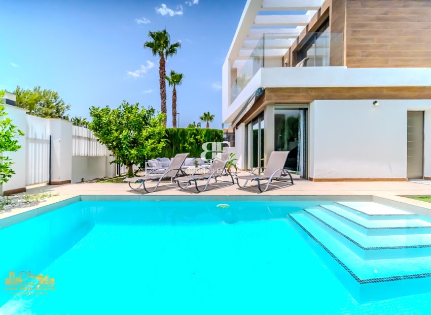 Wiederverkauf - Villa -
Orihuela Costa - Villamartín