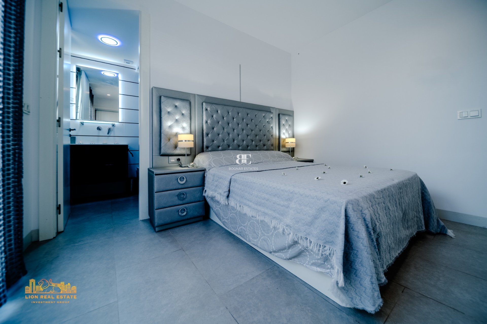 Wiederverkauf - Villa -
Orihuela Costa - Villamartín