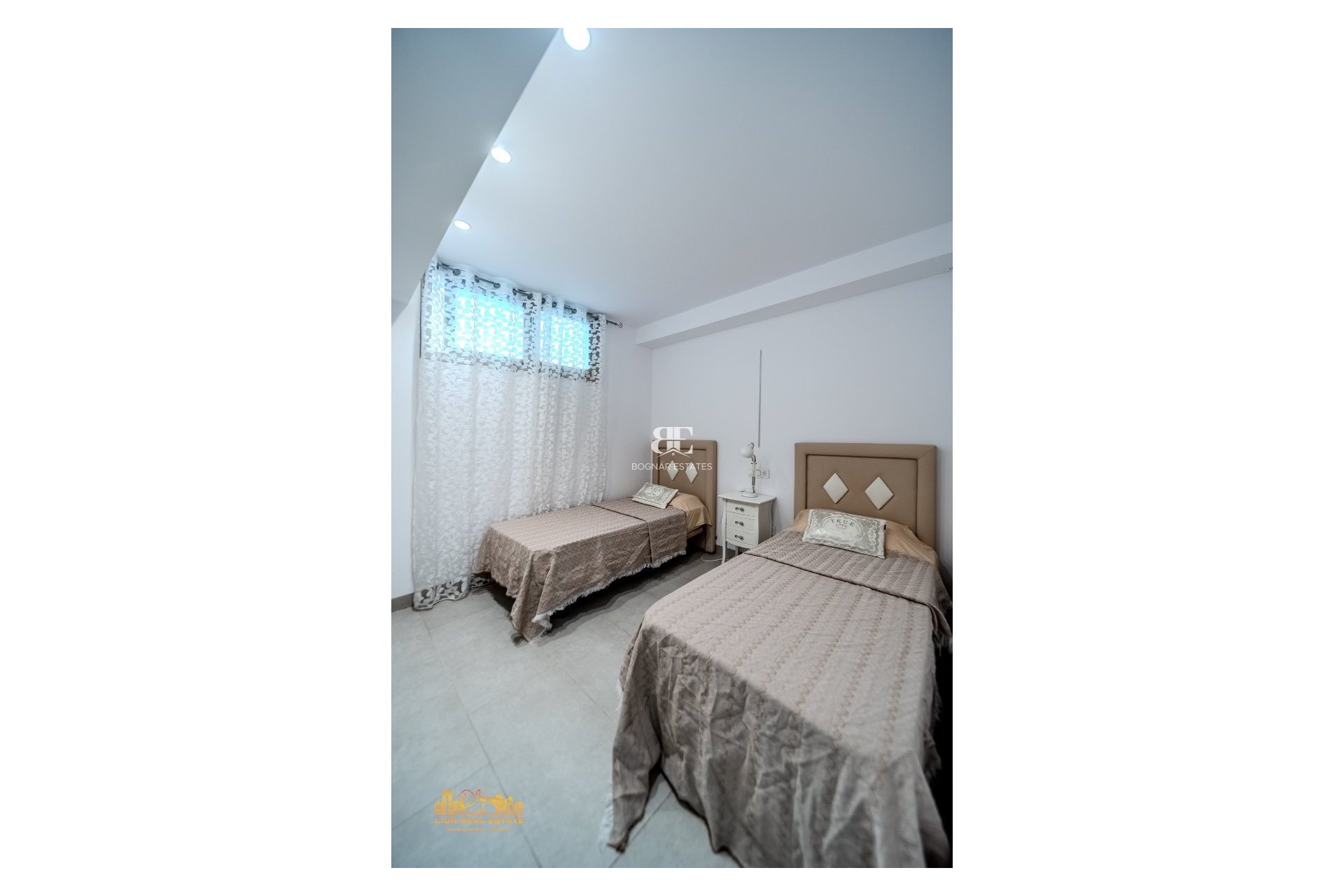 Wiederverkauf - Villa -
Orihuela Costa - Villamartín