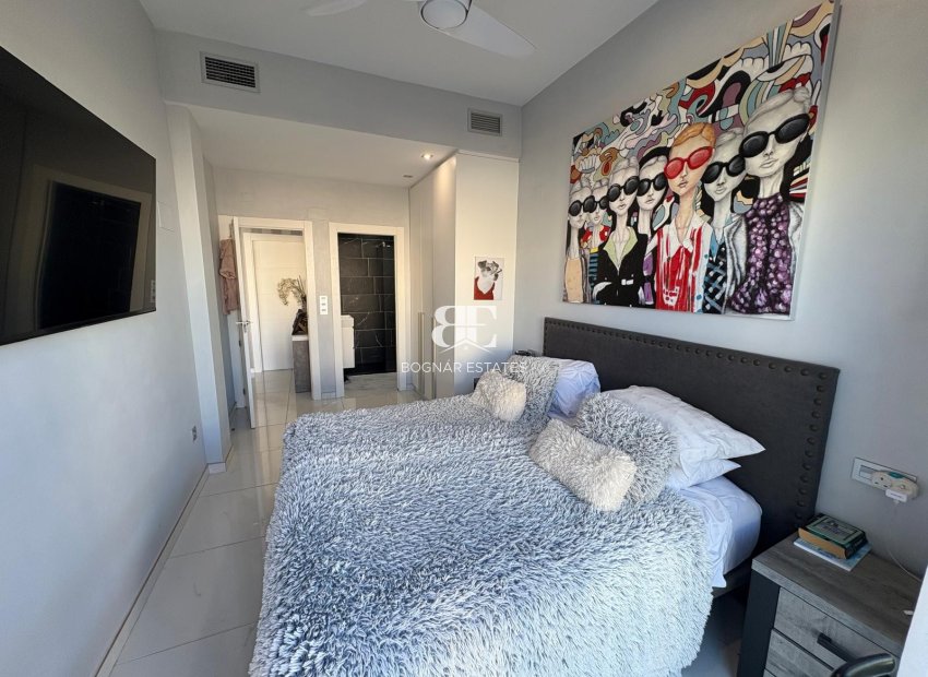 Wiederverkauf - Villa -
Orihuela Costa - Villamartín