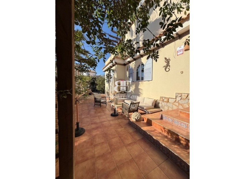 Wiederverkauf - Villa -
Orihuela Costa