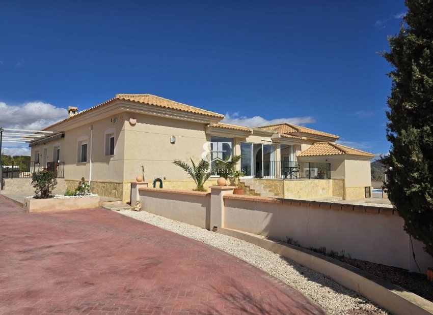 Wiederverkauf - Villa -
Pinoso