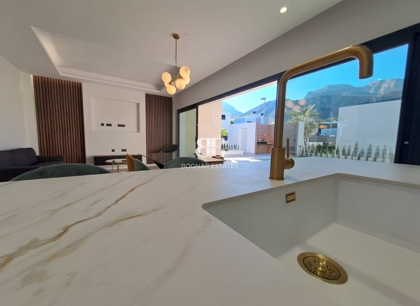 Wiederverkauf - Villa -
Polop - Urbanizaciones