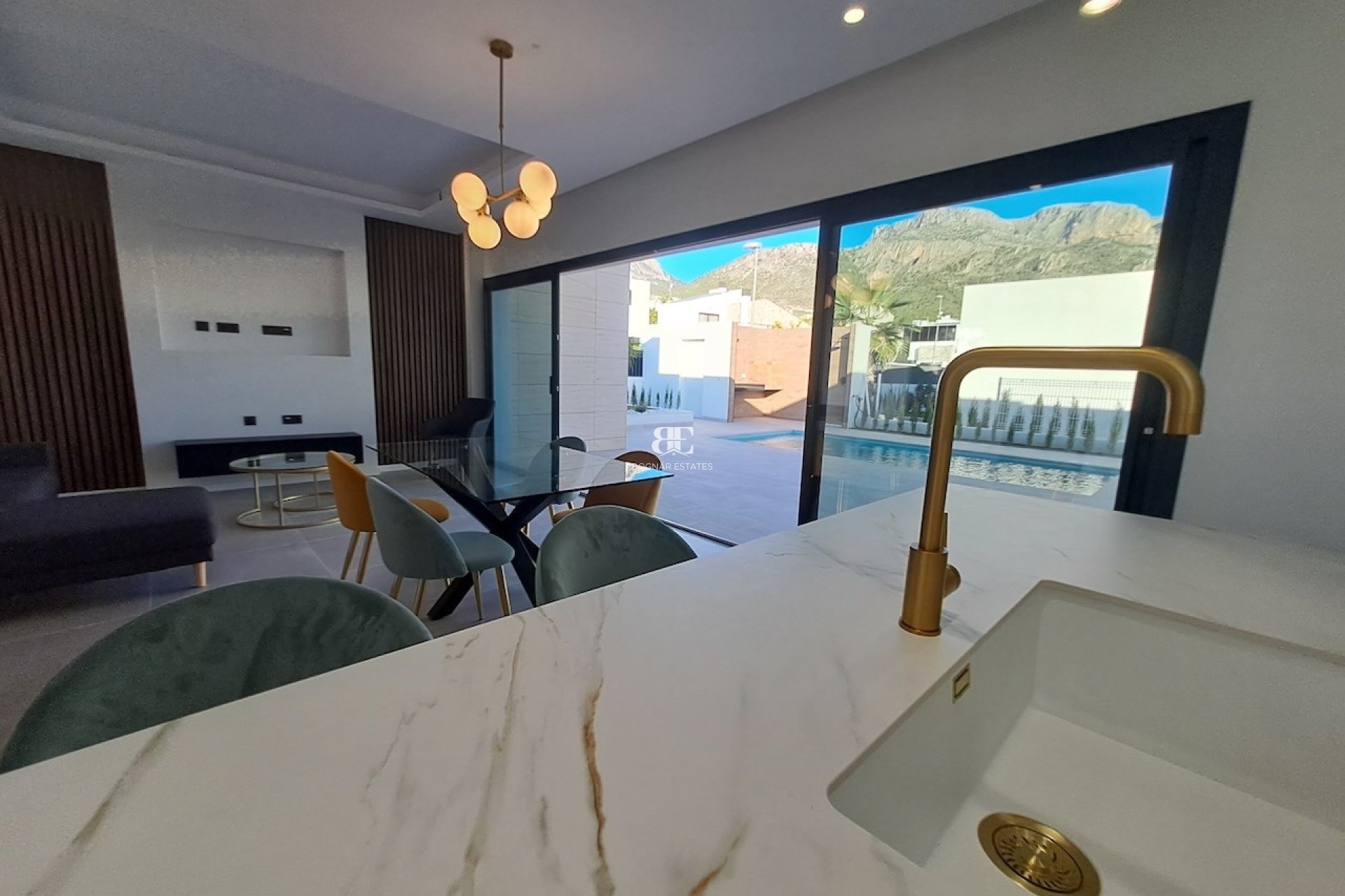 Wiederverkauf - Villa -
Polop - Urbanizaciones