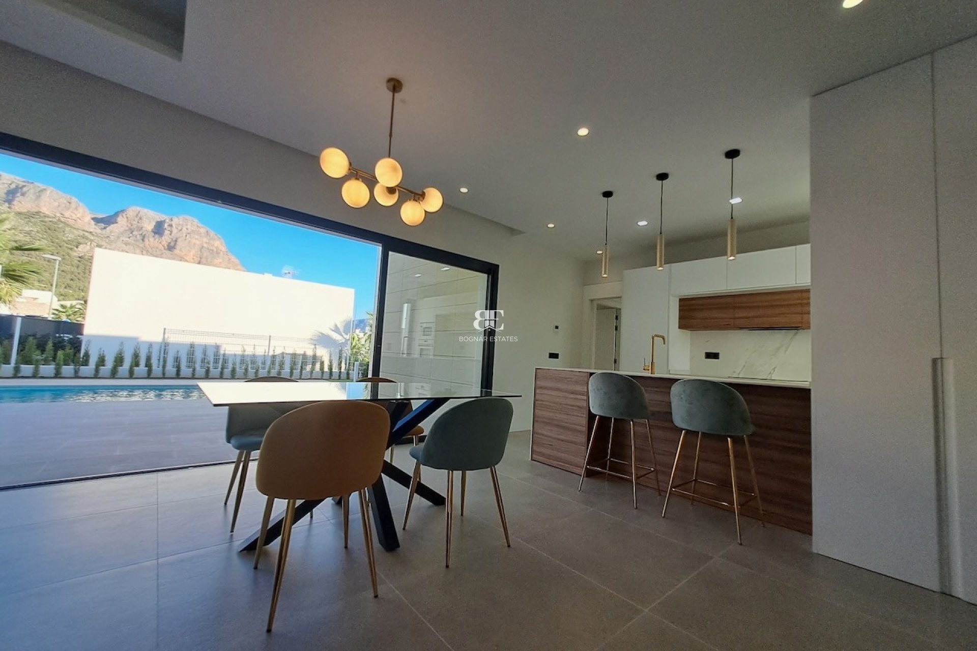 Wiederverkauf - Villa -
Polop - Urbanizaciones