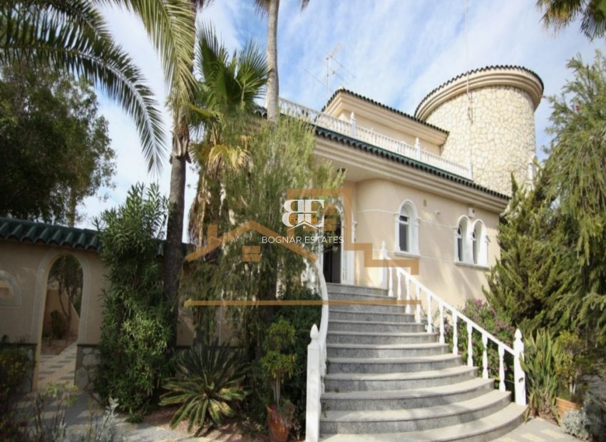 Wiederverkauf - Villa -
Rojales - La Marquesa Golf