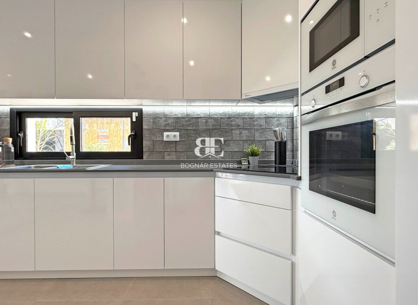 Wiederverkauf - Villa -
San Pedro del Pinatar