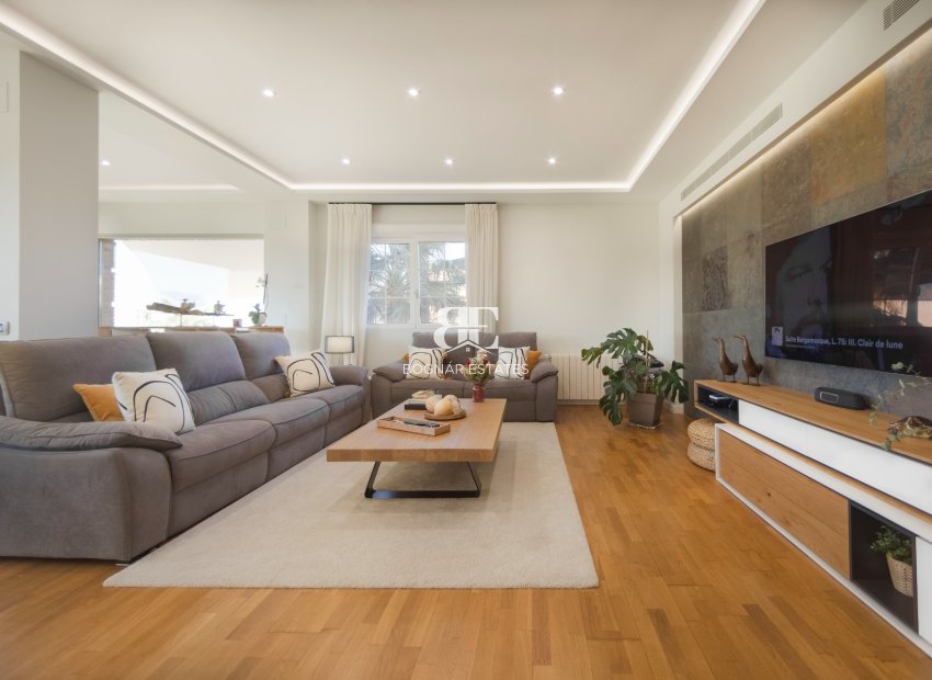 Wiederverkauf - Villa -
San Vicente del Raspeig - Los Girasoles