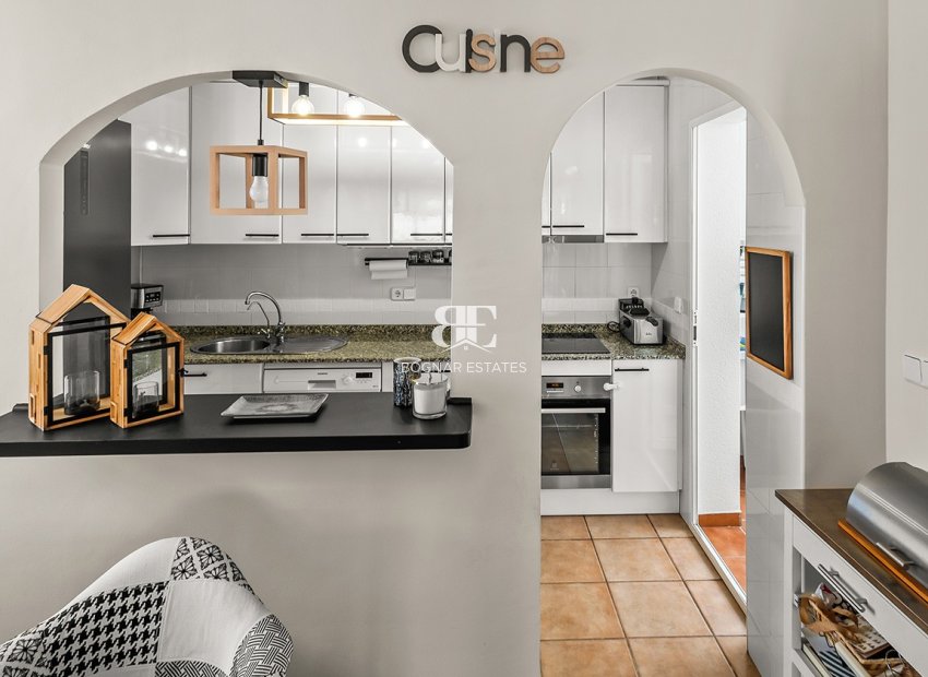 Wiederverkauf - Villa -
Torre de la Horadada - Pueblo Latino