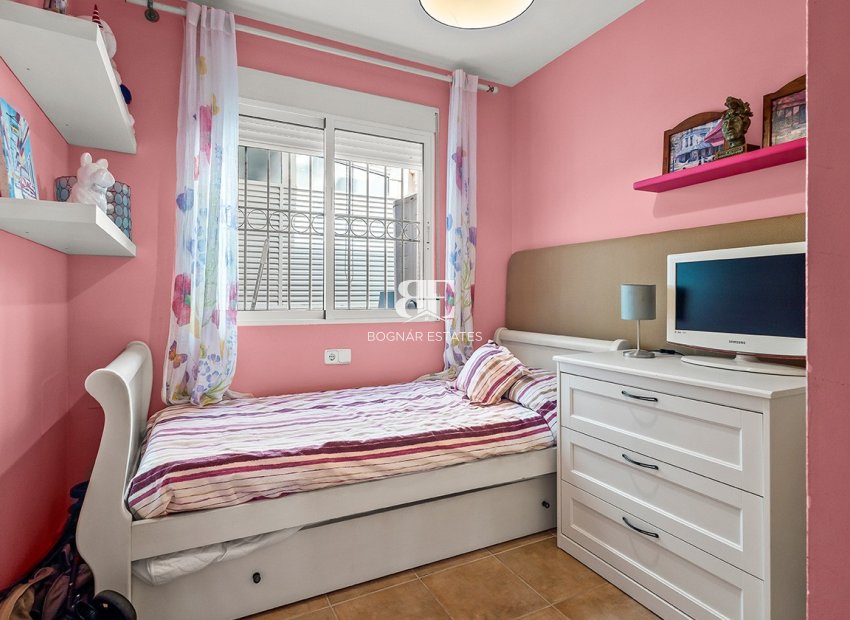 Wiederverkauf - Villa -
Torre de la Horadada - Pueblo Latino