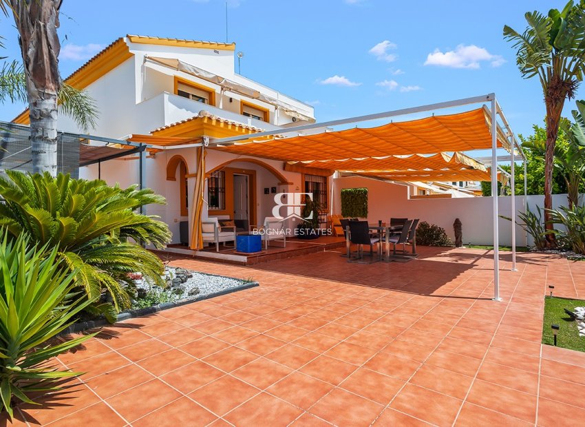 Wiederverkauf - Villa -
Torre de la Horadada - Pueblo Latino