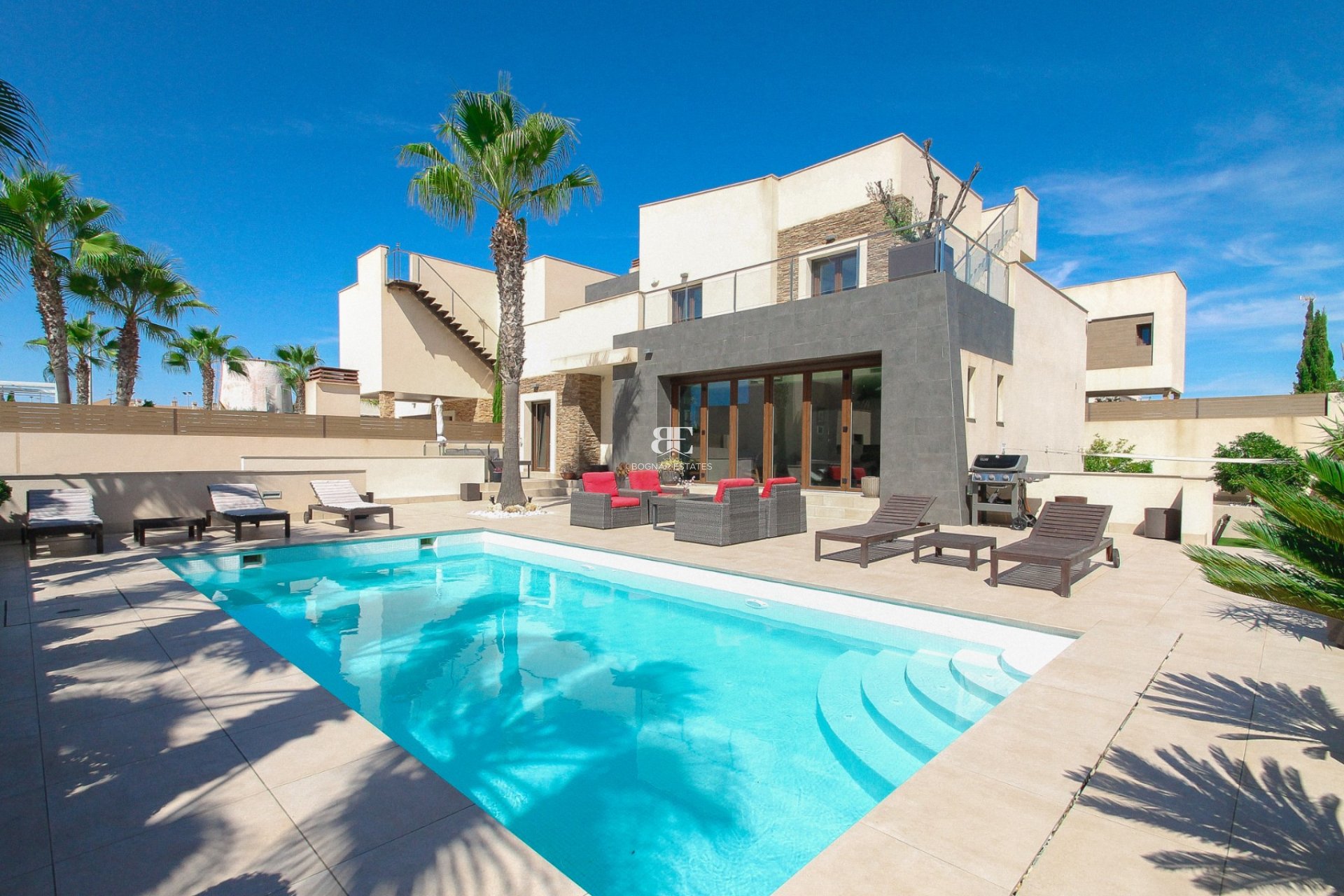 Wiederverkauf - Villa -
Torrevieja - Aguas Nuevas