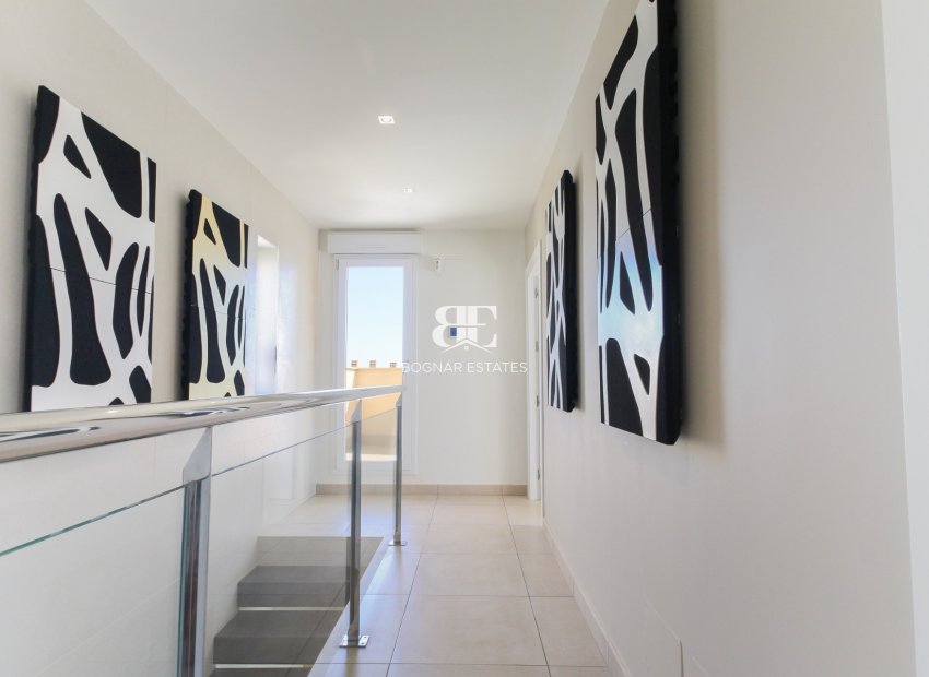 Wiederverkauf - Villa -
Torrevieja - Aguas Nuevas