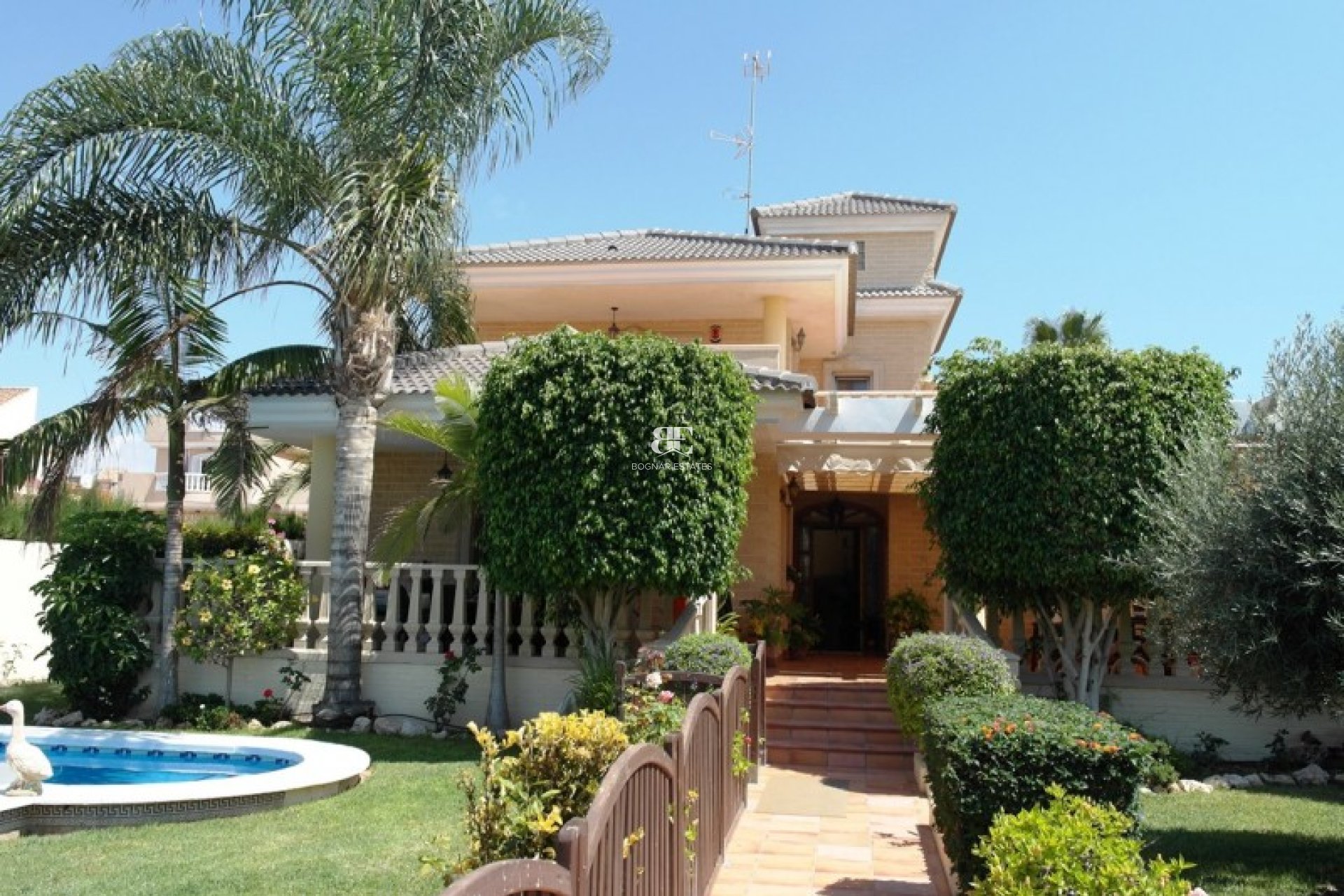 Wiederverkauf - Villa -
Torrevieja - Aguas Nuevas