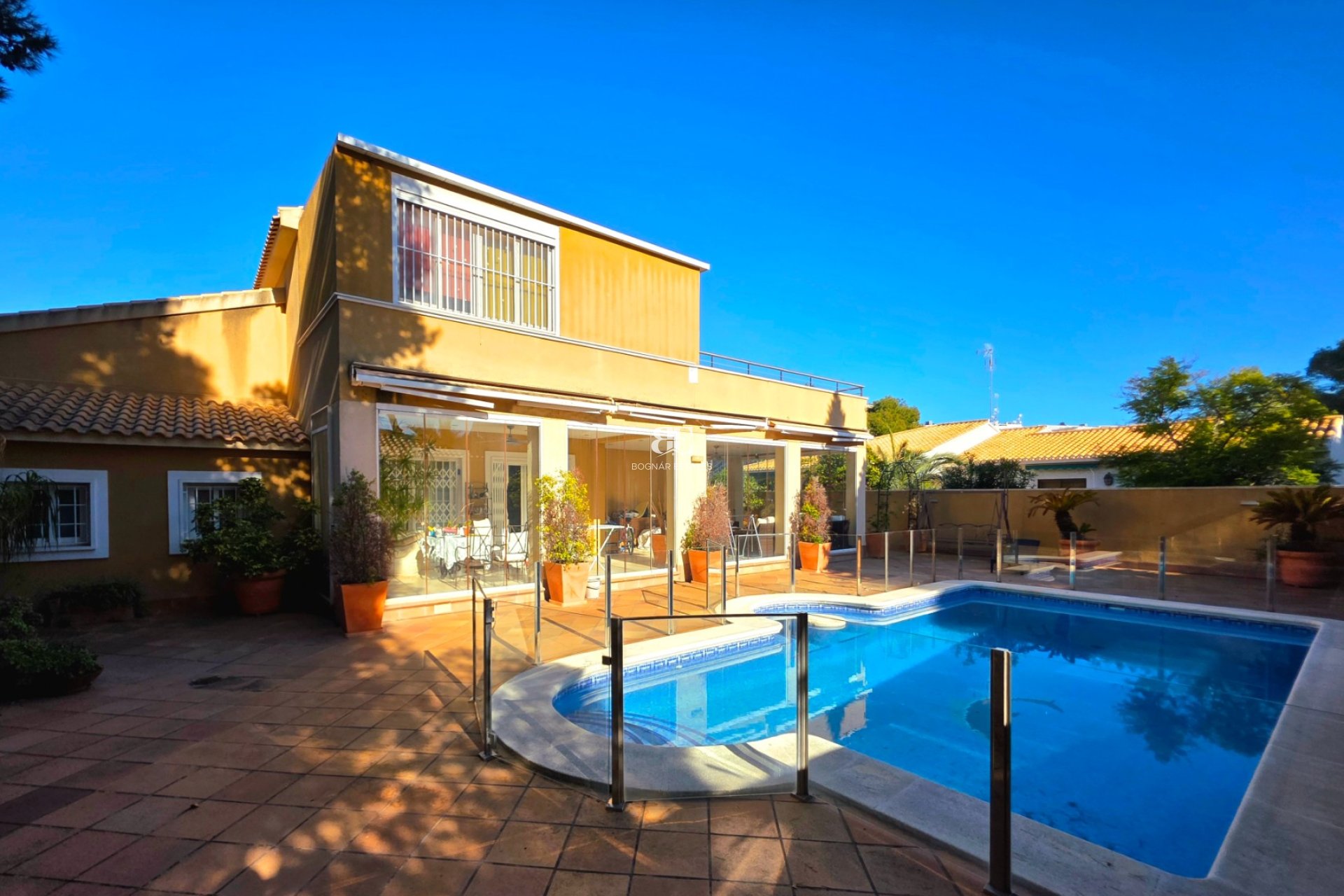 Wiederverkauf - Villa -
Torrevieja - Cabo Cervera