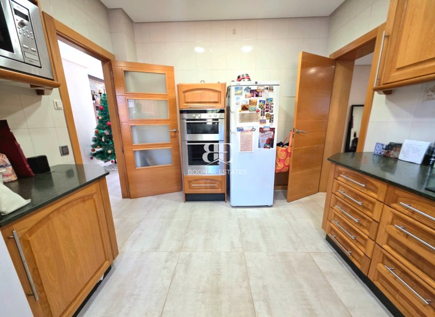 Wiederverkauf - Villa -
Torrevieja - Cabo Cervera