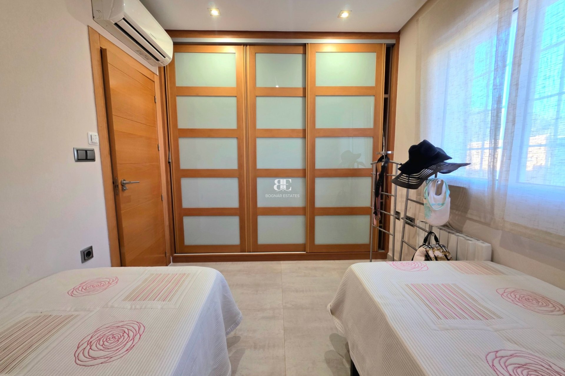 Wiederverkauf - Villa -
Torrevieja - Cabo Cervera