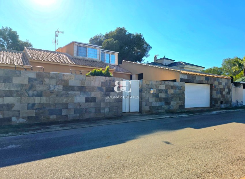 Wiederverkauf - Villa -
Torrevieja - Cabo Cervera