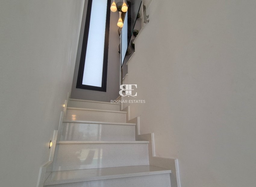 Wiederverkauf - Villa -
Torrevieja - Costa Blanca Sur